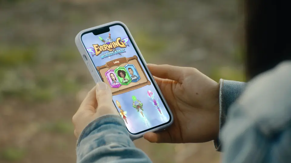 EVERWING - LIVE — still 7