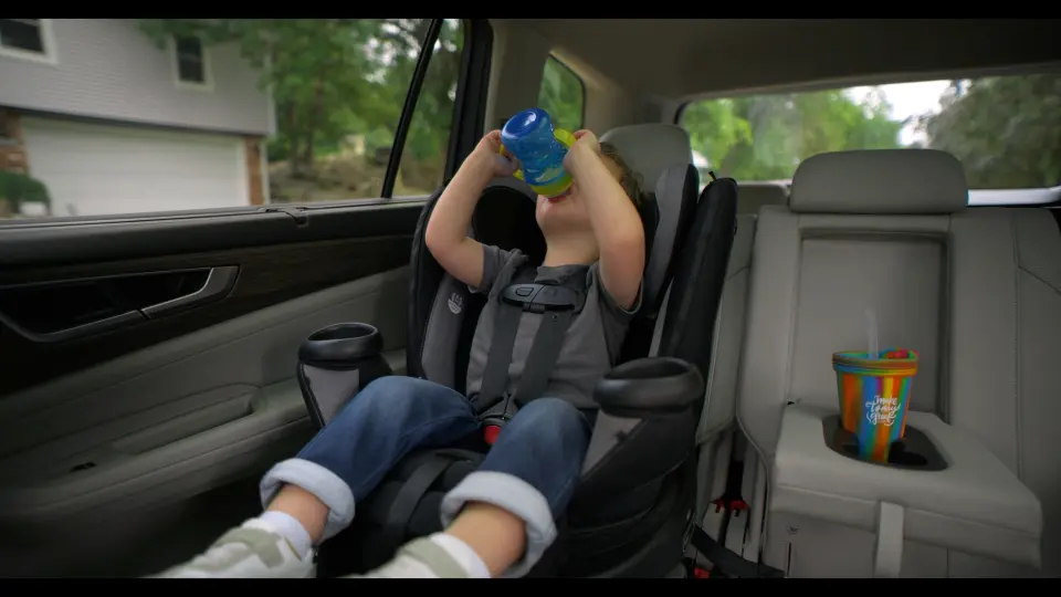 Volkswagen - Drive Your Wild Life — still 4